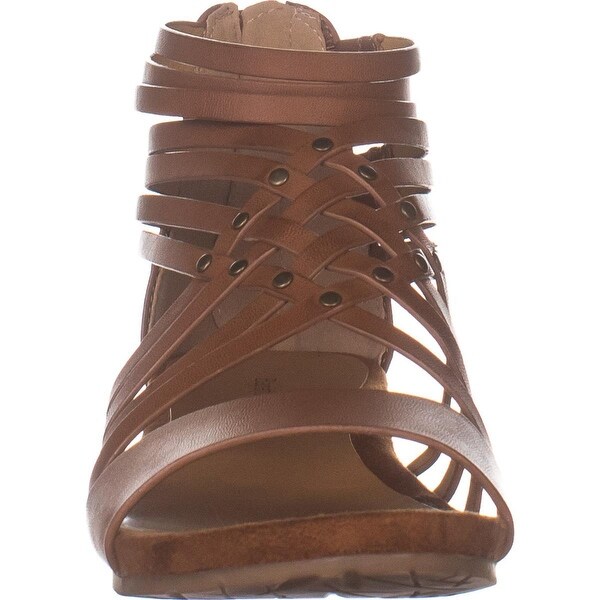 bare traps corra wedge sandal