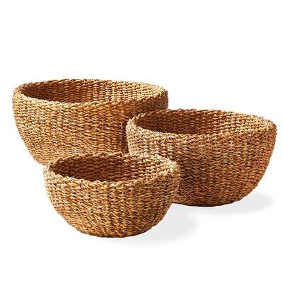 Natural Seagrass Round Serving Bowl 10 in h x 17.75 in l x 17.75 in w Dishwasher Safe Perfect for Summer Entertaining
