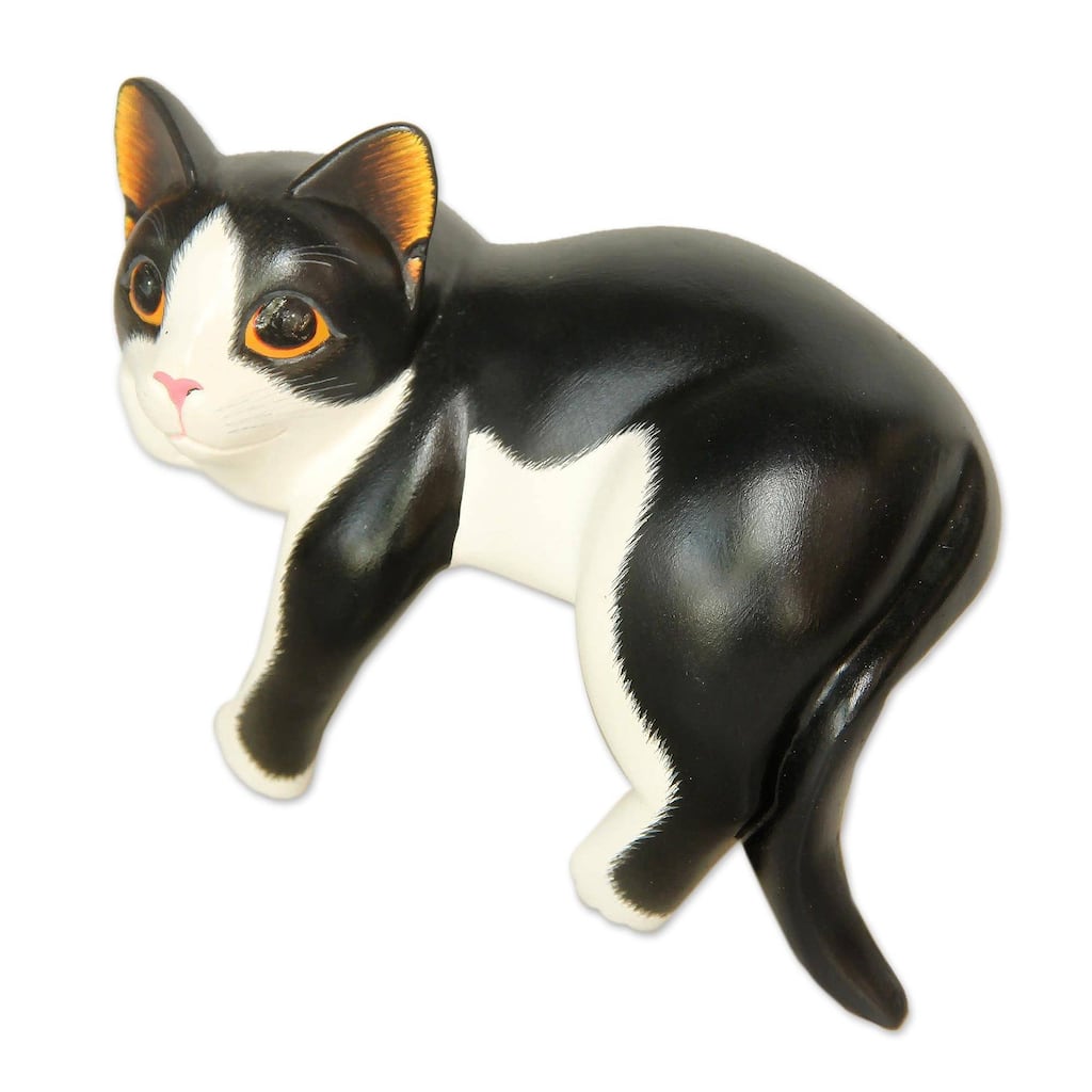 NOVICA Handmade Tuxedo Cat Relaxes Wood Sculpture (Indonesia) - 4.7" H x 6" W x 3.5" D