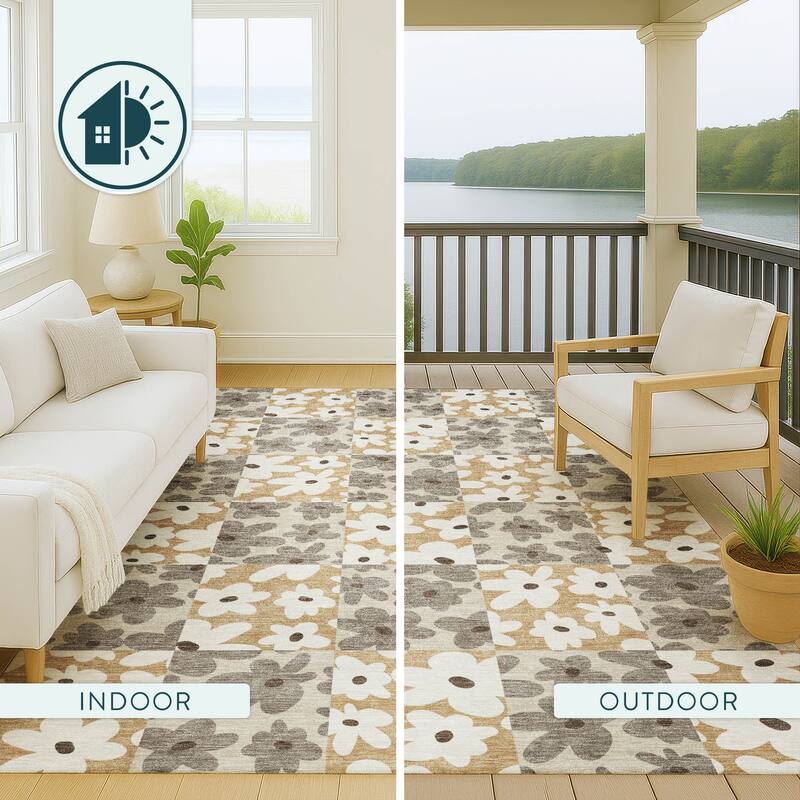 Machine Washable Indoor/ Outdoor Floral Krissy Chantille Rug