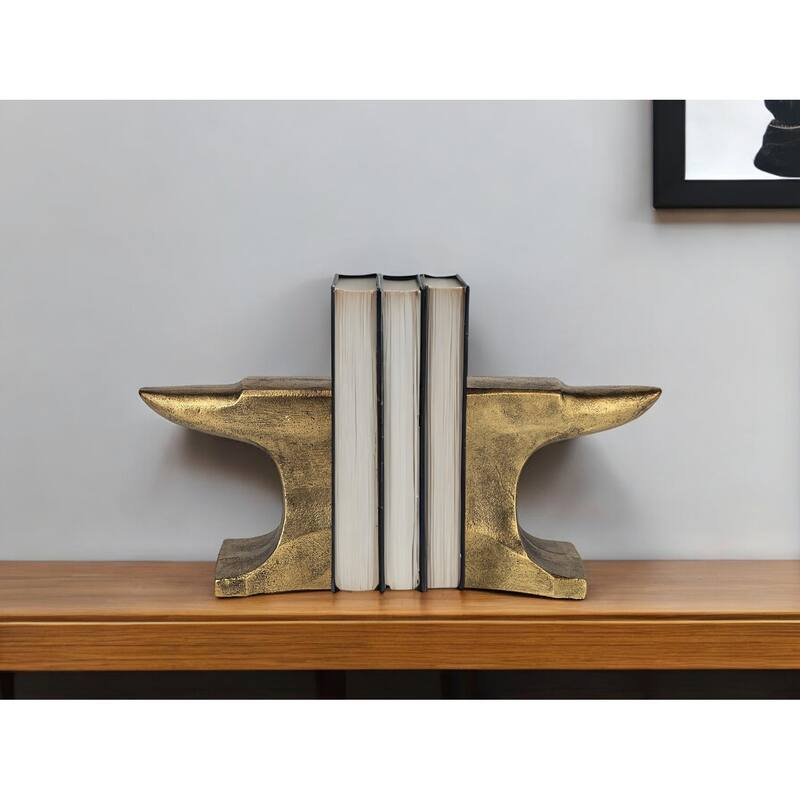 HomeRoots Set of Two 6" Gold Metal Decorative Bookends - 6.2992" H x 3.5433" W x 11.811" D
