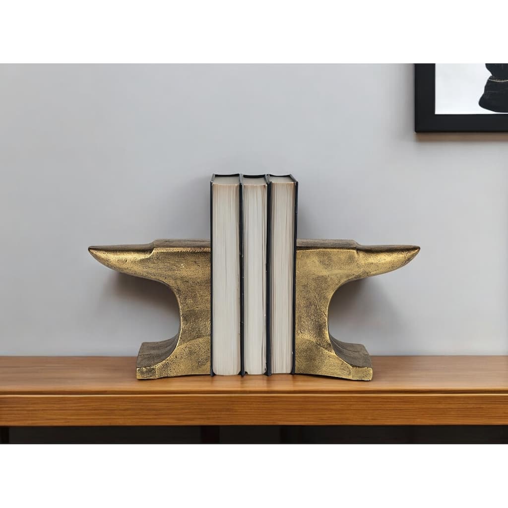 HomeRoots Set of Two 6" Gold Metal Decorative Bookends - 6.2992" H x 3.5433" W x 11.811" D