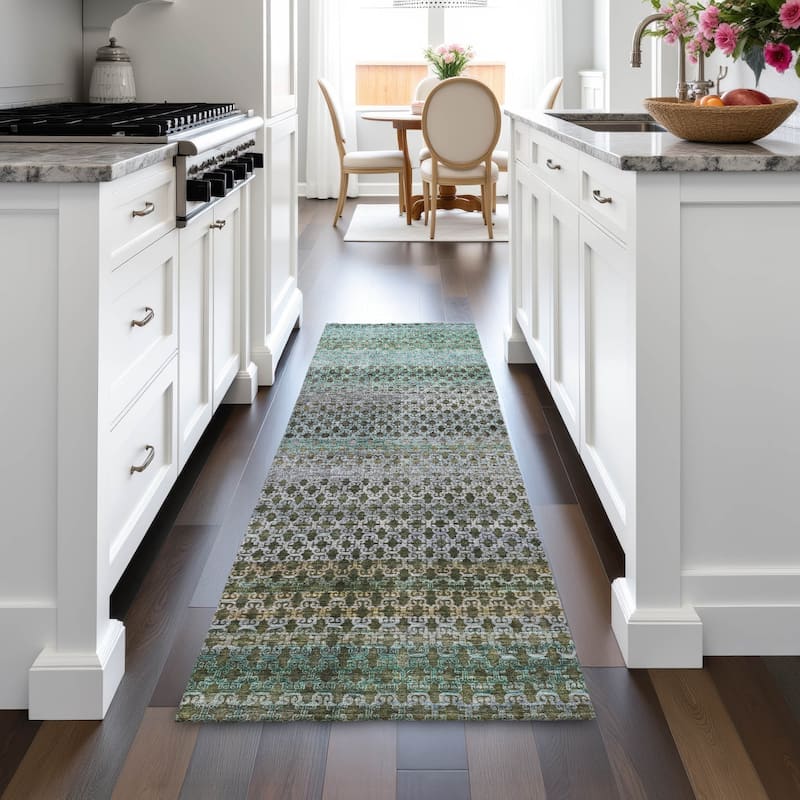 Machine Washable Indoor/Outdoor Stripe Medallions Chantille Rug