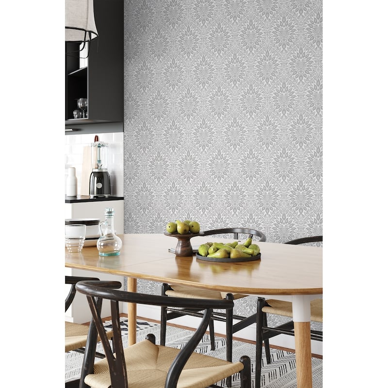 Seabrook Designs Luna Ogee Nonwoven Unpasted Wallpaper