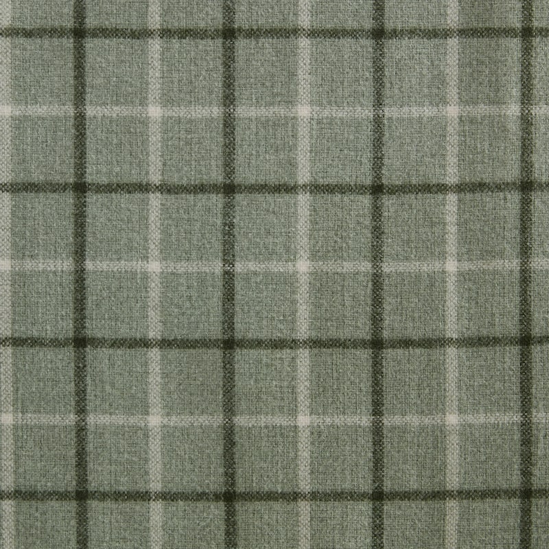Madison Park Anaheim Plaid Rod Pocket and Back Tab Single Curtain Panel with Fleece Lining