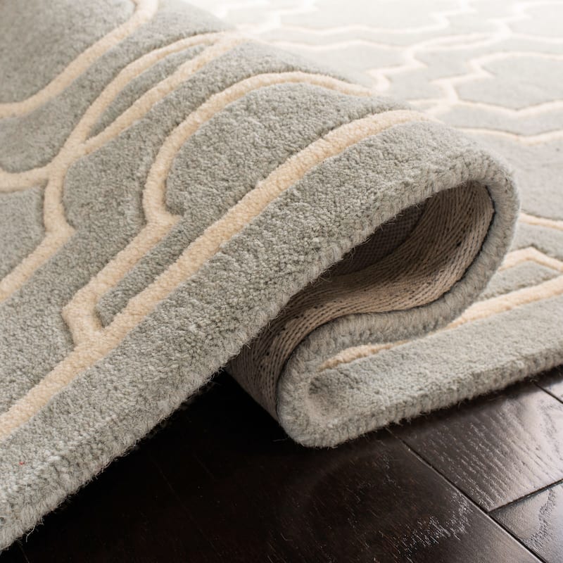 SAFAVIEH Handmade Chatham Nazzarena Modern Moroccan Wool Rug