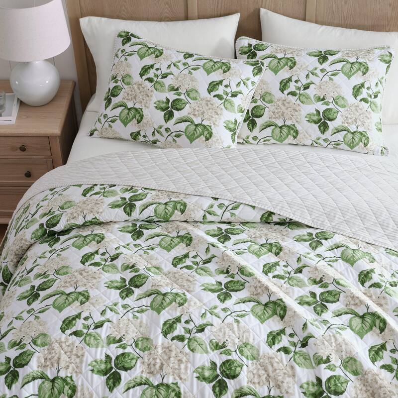 Martha Stewart Hydrangea Floral Beige Cotton Reversible Quilt Set