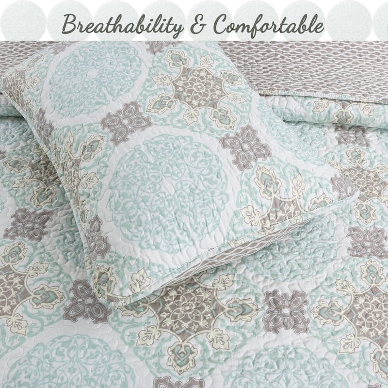 Cozy Line Light Green Aqua Damask Reversible Bedding Quilt Set