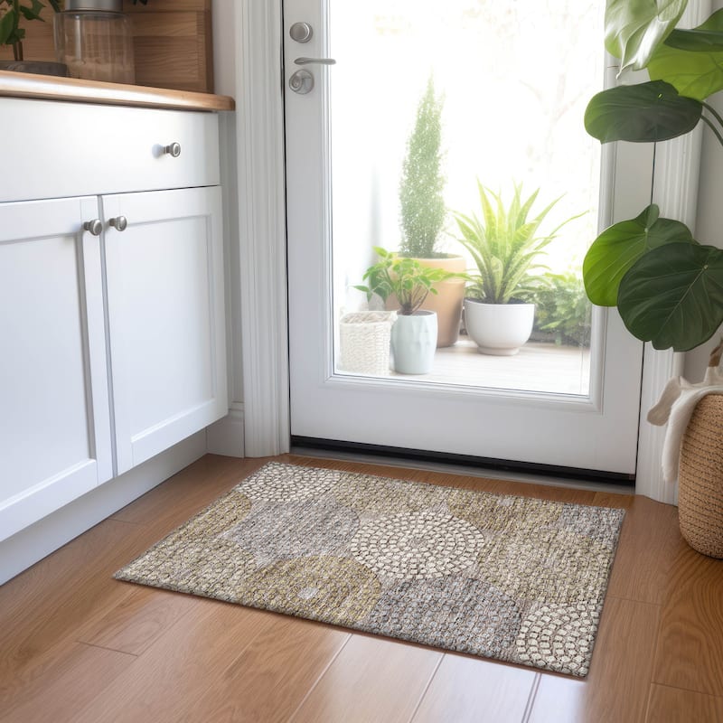 Machine Washable Indoor/ Outdoor Chantille Contemporary Geo Rug