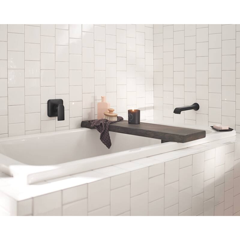 Moen WT901 Genta LX Tub Filler