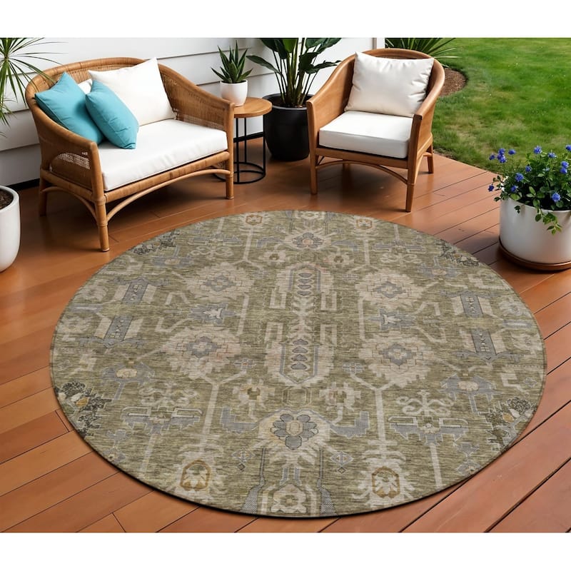 HomeRoots Oriental Traditional Rectangle Outdoor Rug - 8' Round
