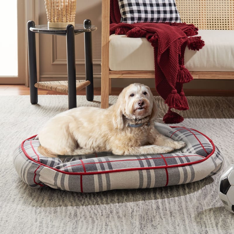 SAFAVIEH Pet Collection Oaklee Dog Bed - 16W  x 24D