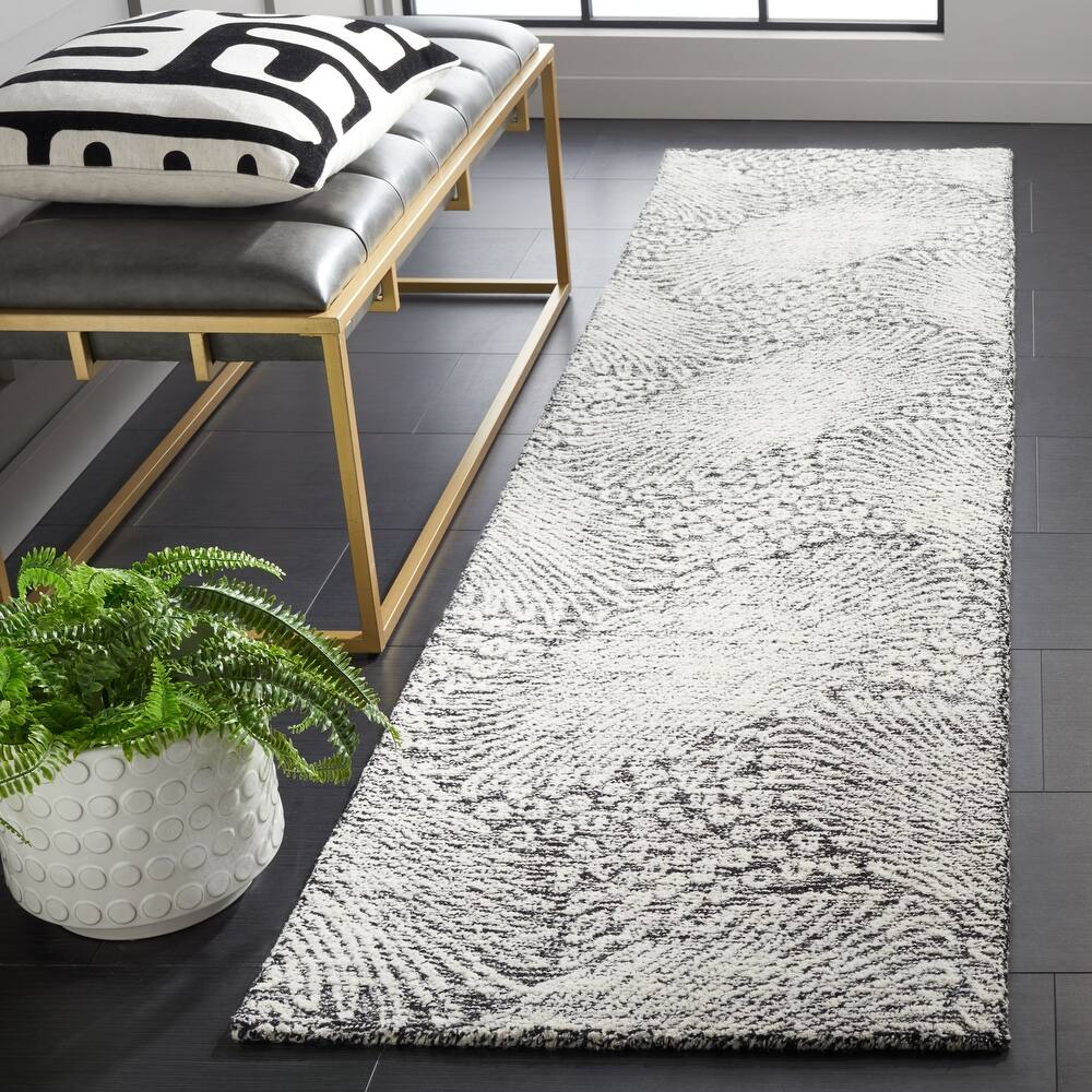 SAFAVIEH Handmade Ebony Siggi Modern Wool Rug