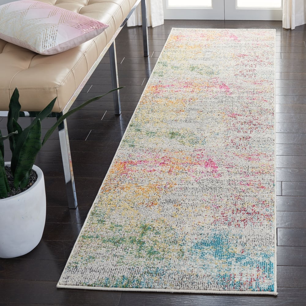 SAFAVIEH Madison Lawanda Modern Abstract Rug