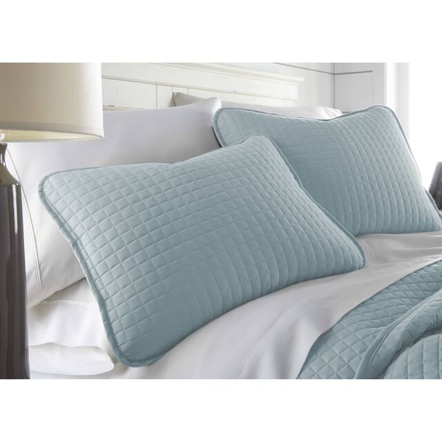 Oversized Solid 3-piece Quilt Set by Southshore Fine Linens
