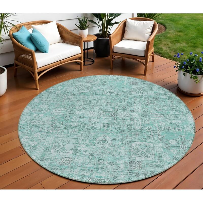 HomeRoots Floral Transitional Rectangle Outdoor Rug - 8' Round