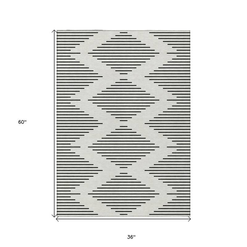 HomeRoots Geometric Transitional Rectangle Outdoor Rug