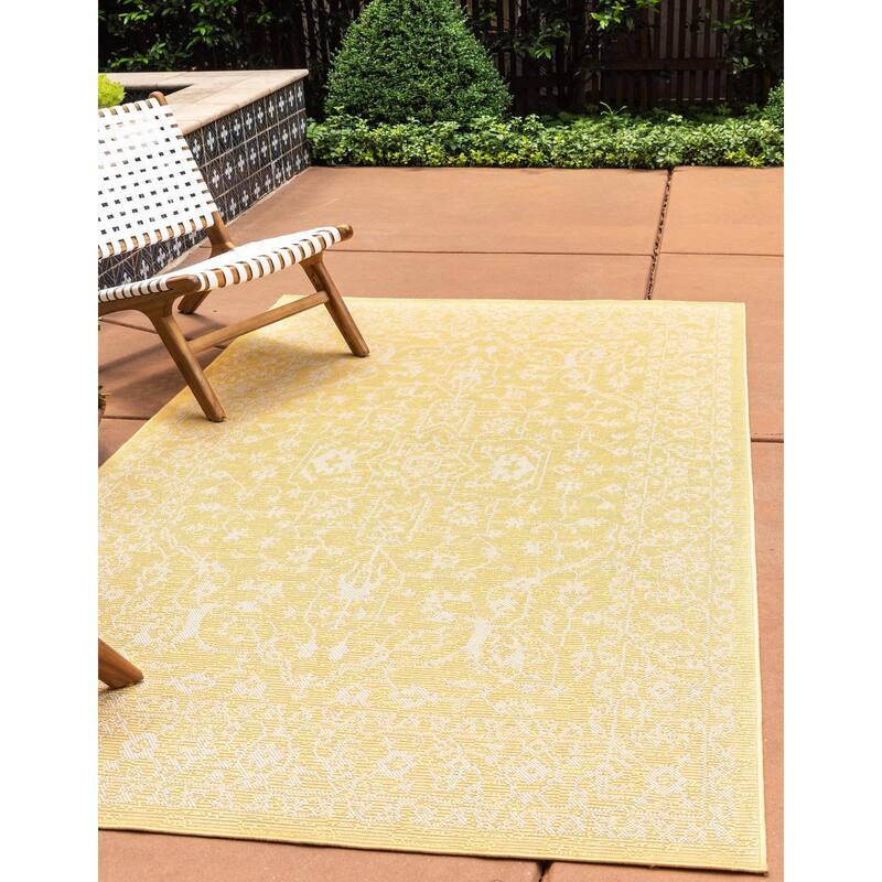 Outdoor Turgh Collection Area Rug - Yellow - 7'x10'