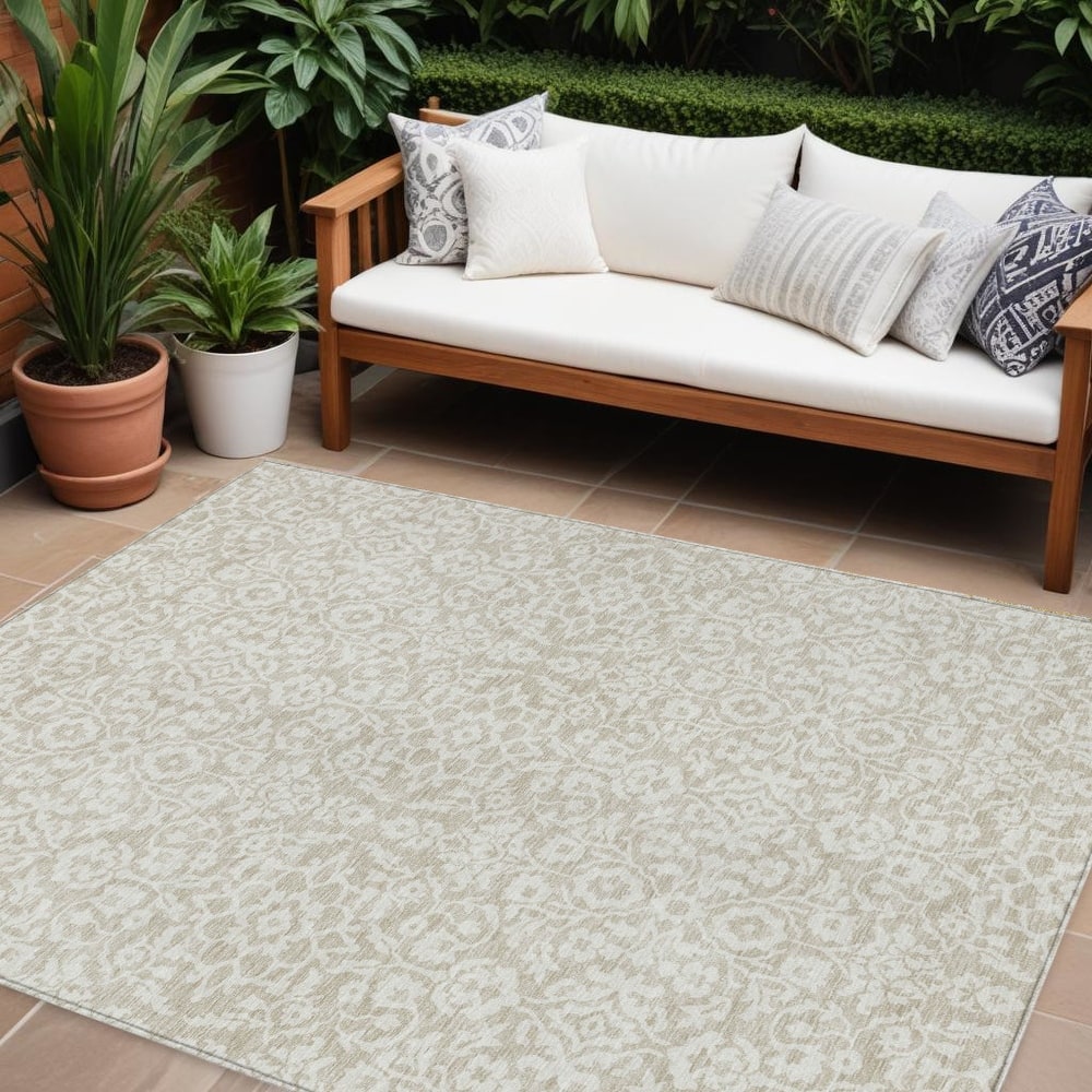 HomeRoots Damask Traditional Rectangle Outdoor Rug