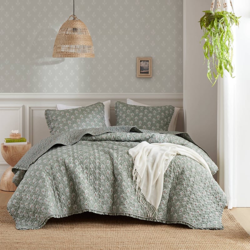 Madison ParK Linwood 3 Piece Ruffle Printed Quilt Set