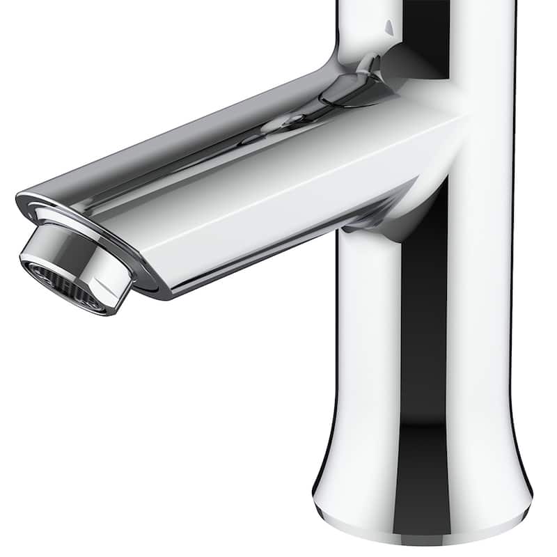 Single Handle Lavatory faucet in Polished Chrome Finish