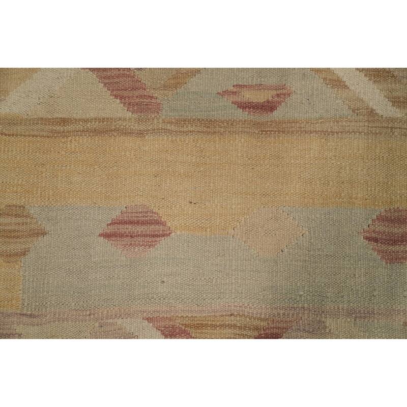 Hand Woven Southwestern Wool Multi-Colored Geometric Area Rug - 9' 10'' X 6' 9''