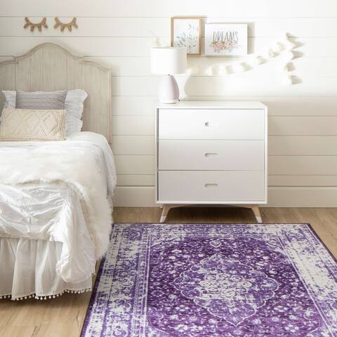 Mohawk Home Caspar Traditional Floral Medallion Area Rug