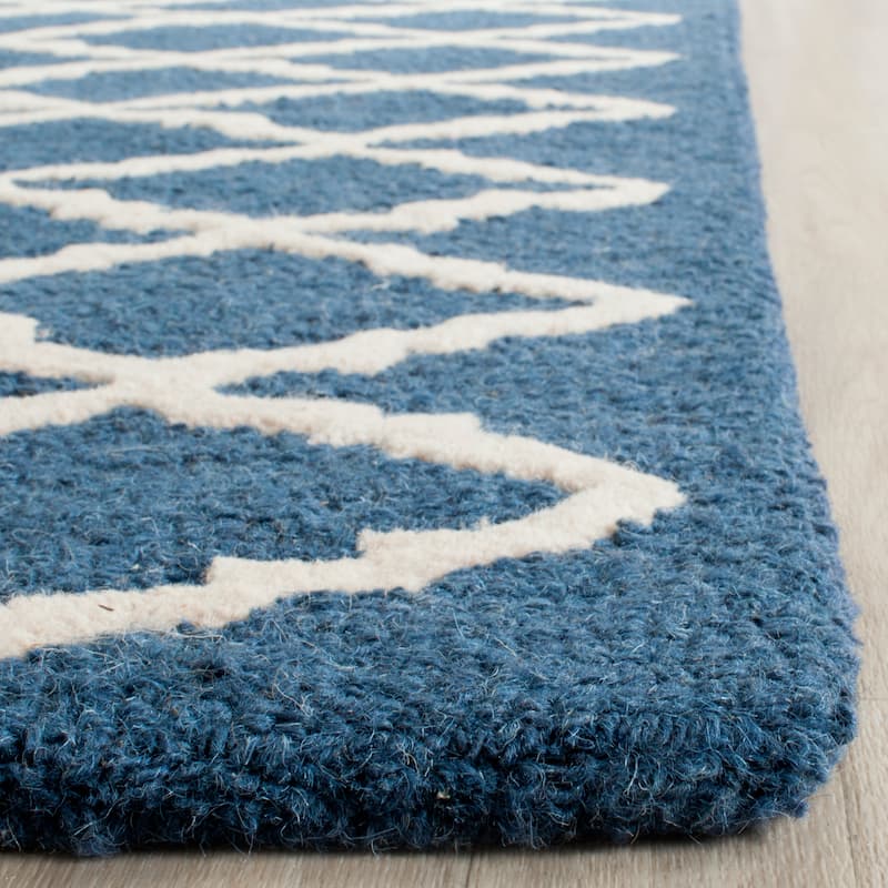 SAFAVIEH, Handmade Cambridge Reny Modern Moroccan Wool Rug