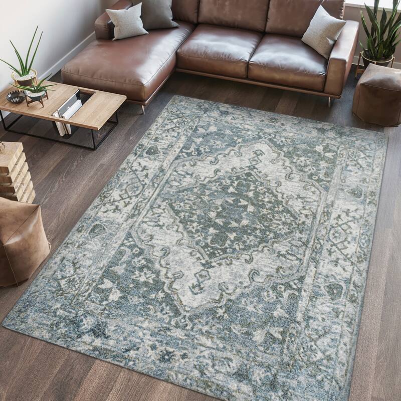 JONATHAN Y Shaii Distressed Medallion Low-Pile Machine-Washable Area Rug