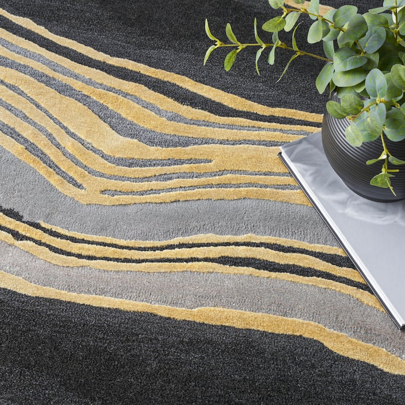 Nourison Prismatic Silver Green Modern Luxe Hand-Tufted Indoor Rug