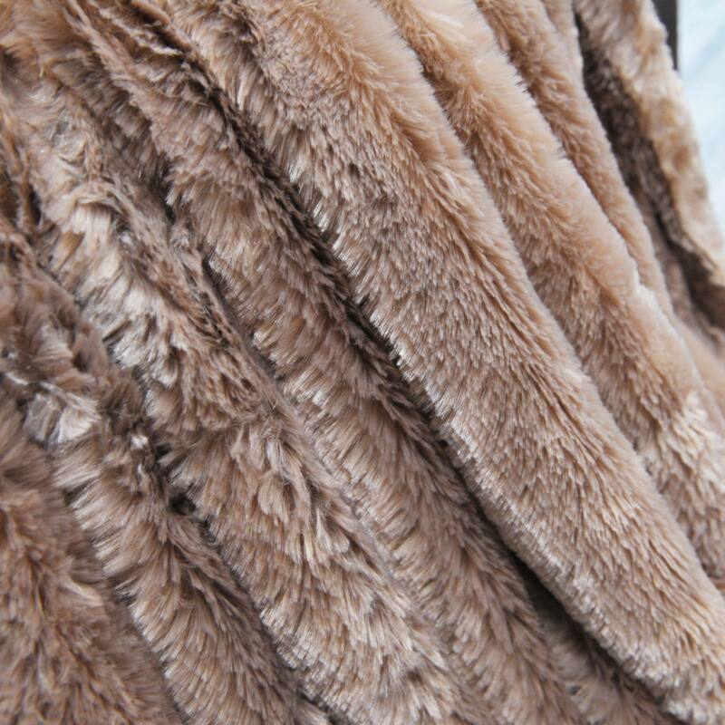 Belardo FauxFur Throw
