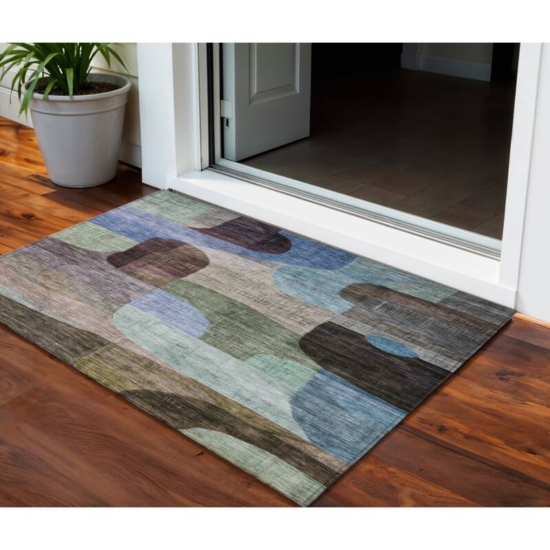 HomeRoots Abstract Transitional Rectangle Outdoor Rug - 3' x 5'