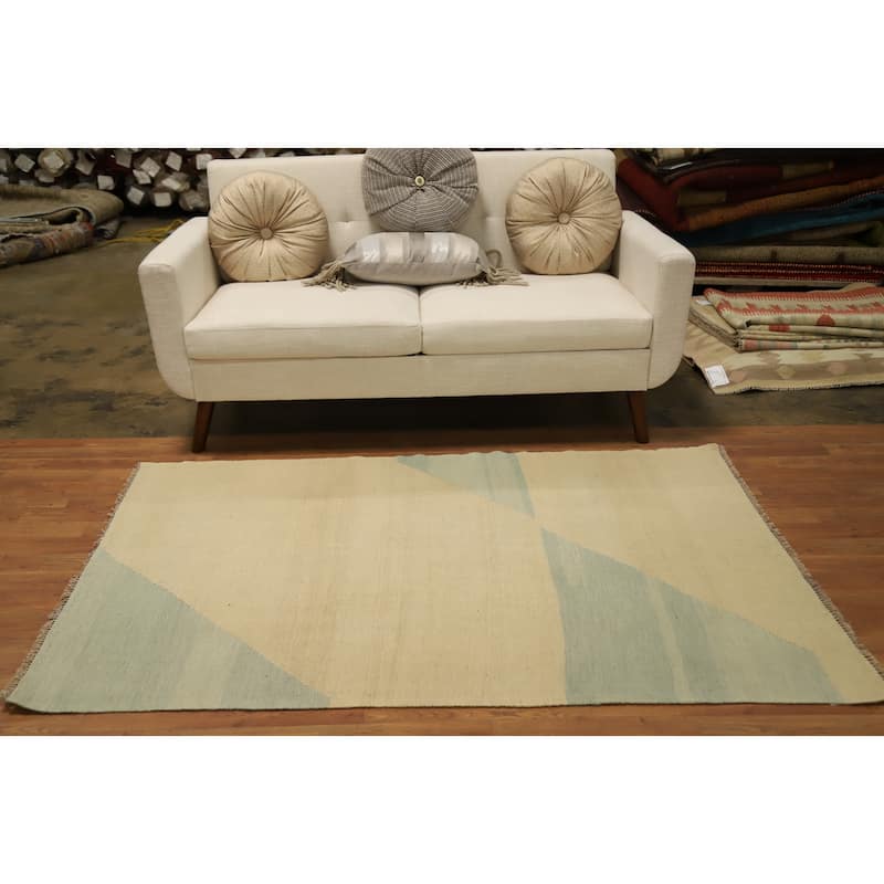 Hand Woven Oriental 100% Wool Carpet Southwestern Modern Beige & Ivories Kilim Area Rug - 5' 9'' X 3' 10''