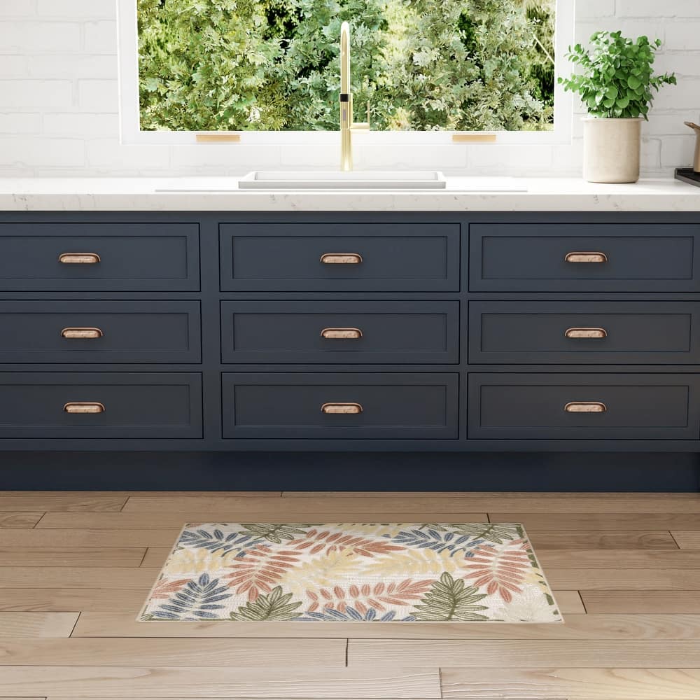 Nourison Aloha Leaf Print Vibrant Indoor/Outdoor Area Rug