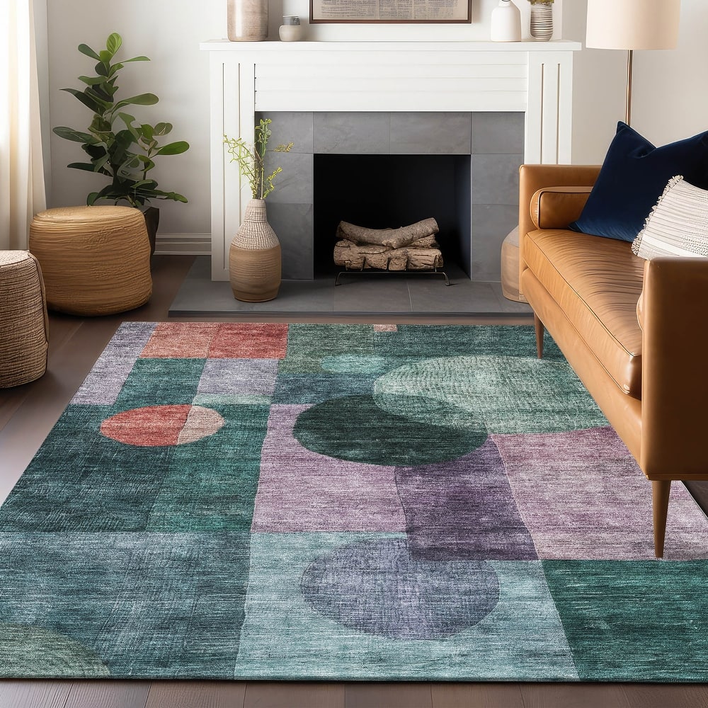 Machine Washable Indoor/ Outdoor Abstract Geo Chantille Rug