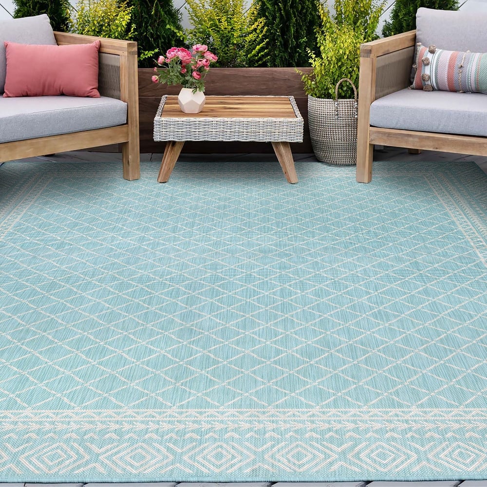 Exo Coastal Diamond Indoor/Outdoor Area Rug