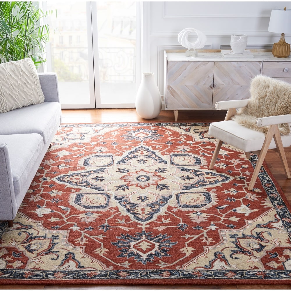 SAFAVIEH Handmade Heritage Marjanca Traditional Wool Rug