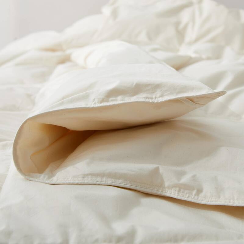 Lightweight Down Fiber Comforter with 100% Organic Cotton Cover