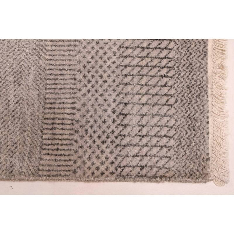 ECARPETGALLERY Hand-knotted Finest Silk Shadow Light Grey Viscose, Wool Rug - 6'0 x 9'3