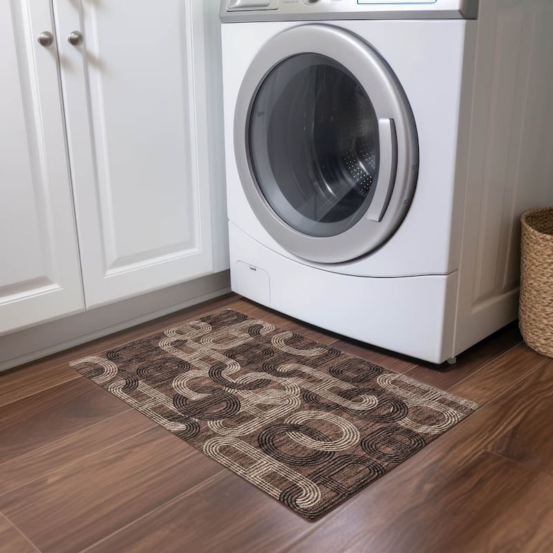 Machine Washable Indoor/ Outdoor Contemporary Geo Chantille Rug