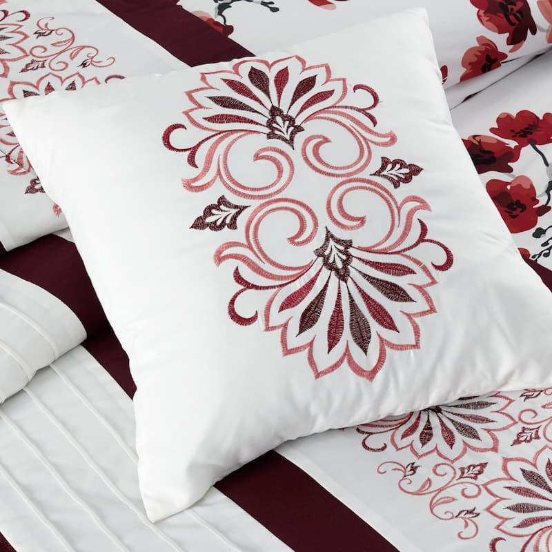 Aya Luxury 7 Piece Comforter