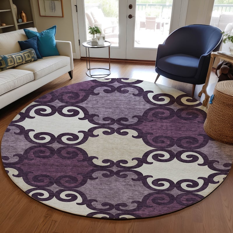 Machine Washable Indoor/ Outdoor Chantille Traditional Scroll Rug