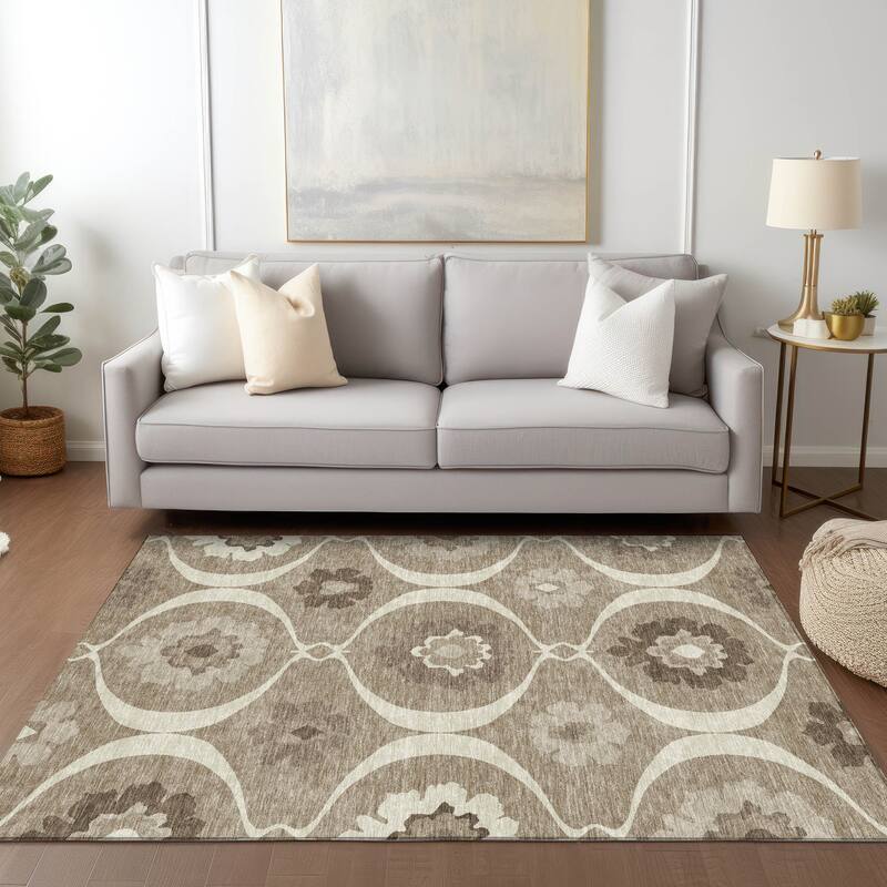 Machine Washable Indoor/ Outdoor Chantille Floral Geo Rug