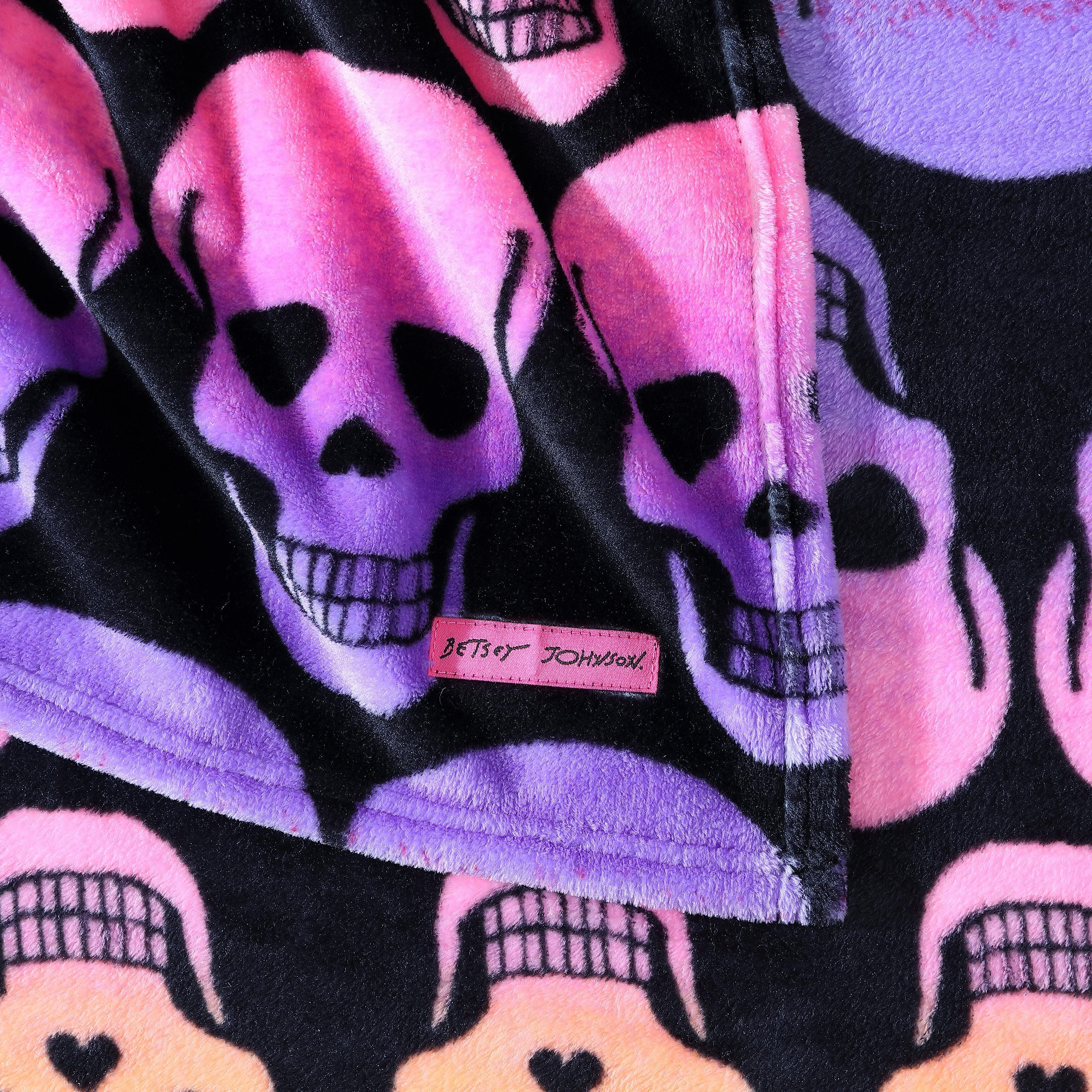 Betsey Johnson Printed Ultra Soft Plush Fleece Throw Blanket On Sale Bed Bath Beyond 34868452