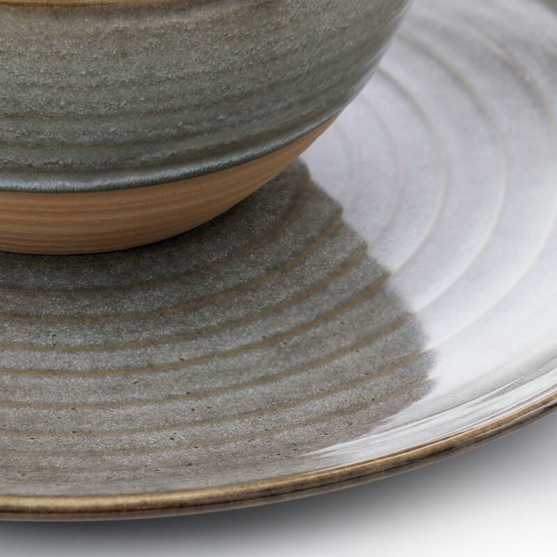 12 Piece Round Earthenware Dinnerware Set in Gray