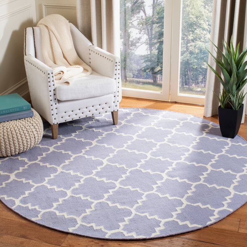 SAFAVIEH Handmade Flatweave Dhurries Taalke Modern Wool Rug - 6' Round - Purple/Ivory