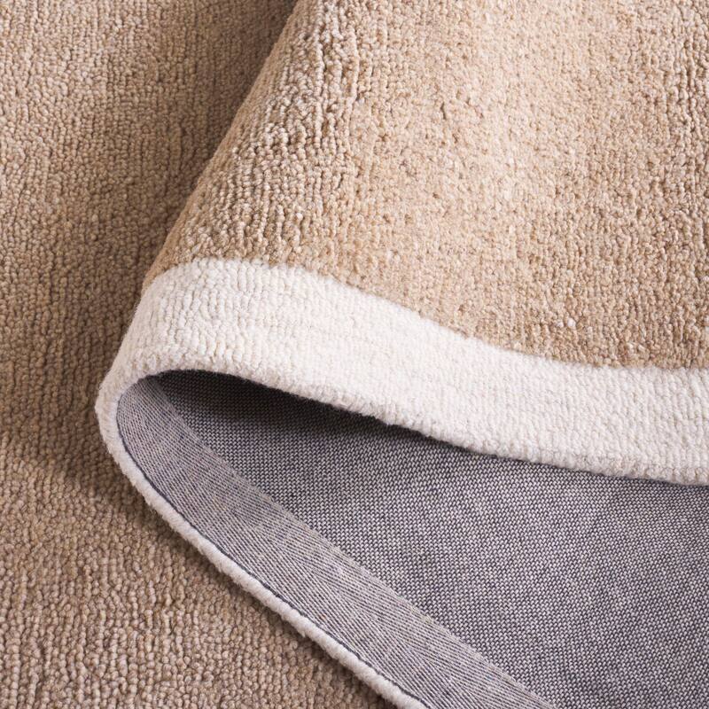 SAFAVIEH Handmade Metro Kleanthi Border Wool Rug