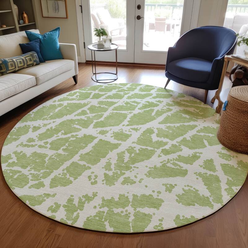Tami Artistic Abstract Weather Resistant Timeless Fusion Round Outdoor Rug