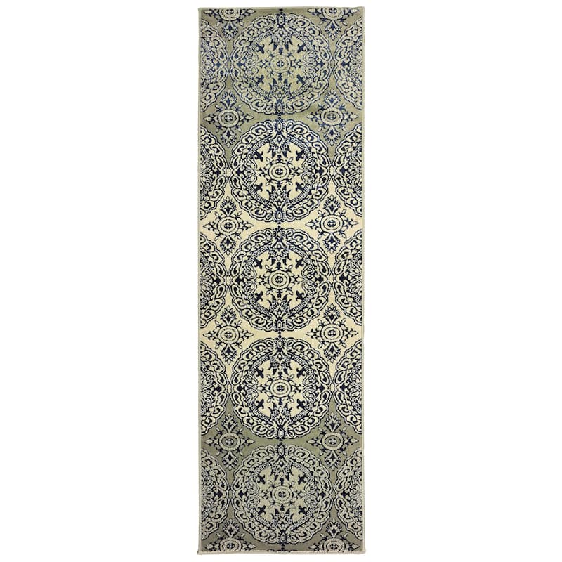 Vista Home Liliana Oriental Medallion Area Rug