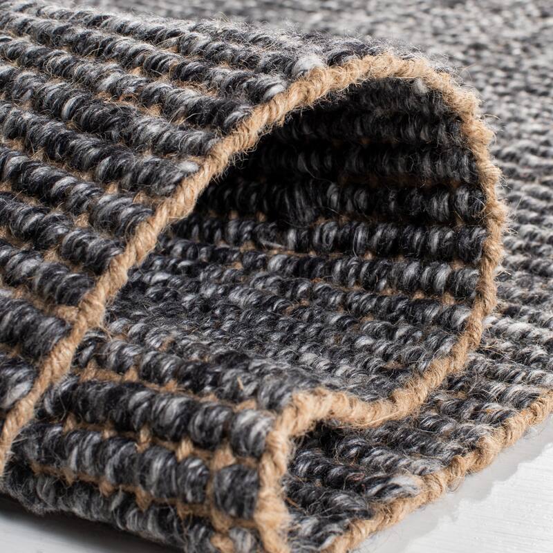 SAFAVIEH Handmade Natural Fiber Reneta Jute Fringe Rug